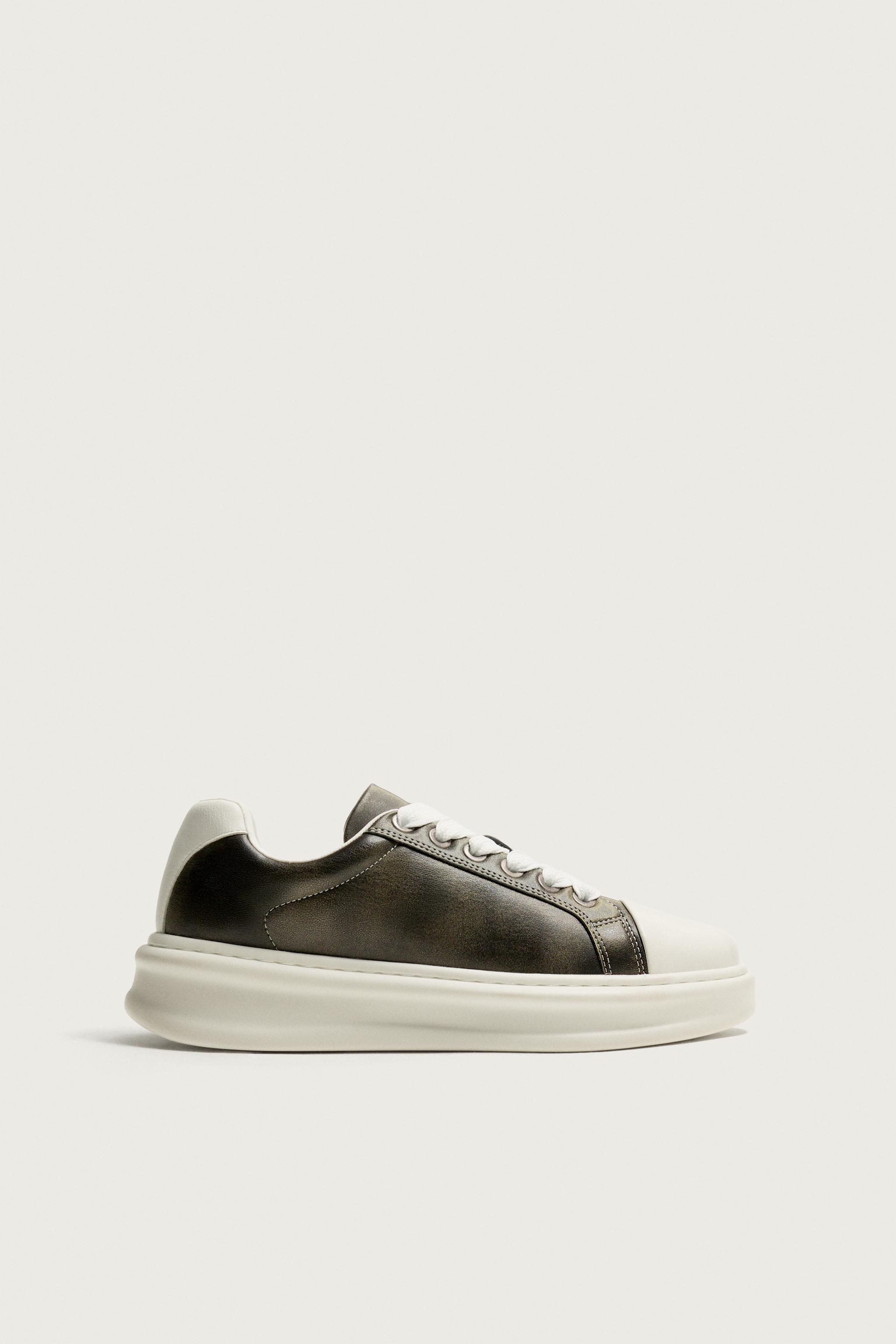 CHUNKY SNEAKERS